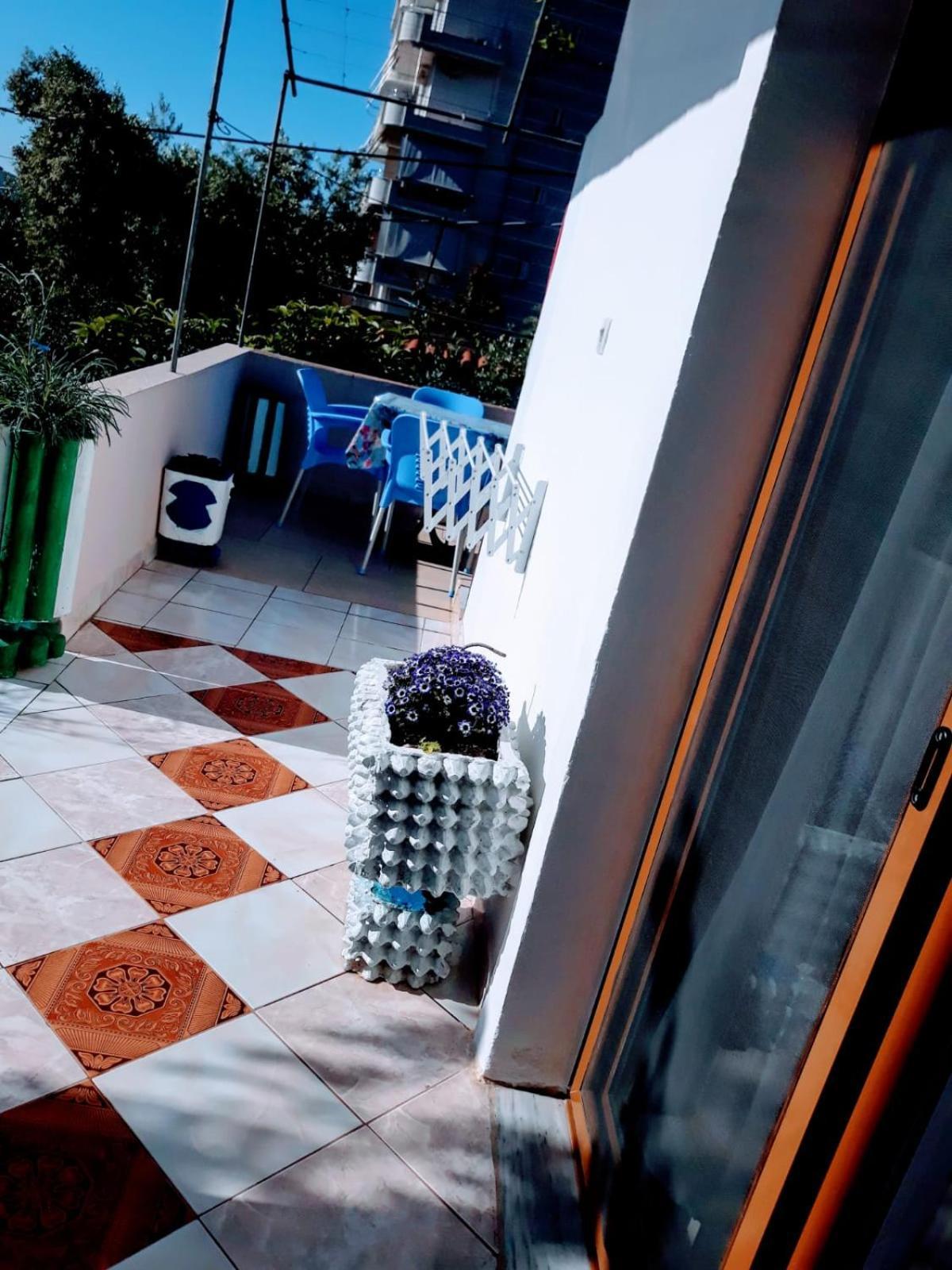 Rezart Sarande